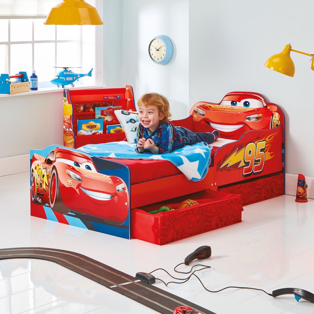Disney Cars - Lit pour enfants avec tiroirs de rangement sous le lit pour  matelas 140cm x 70cm - La Poste