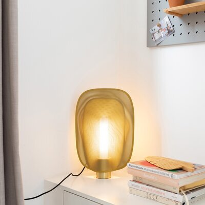 Lampe de table design 33x8x54 cm avec abat-jour perforé laiton - MAI