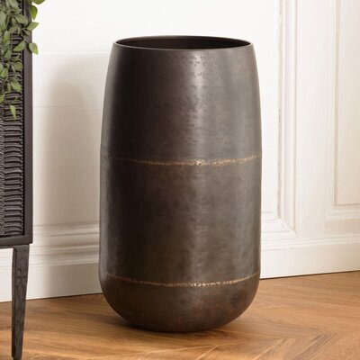 Vase 30,5x30,5x52,5 en acier couleur bronze cuivré